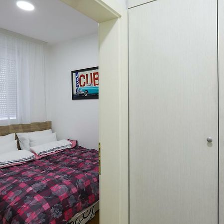 Apartment Promenada 35 Нови-Сад Экстерьер фото