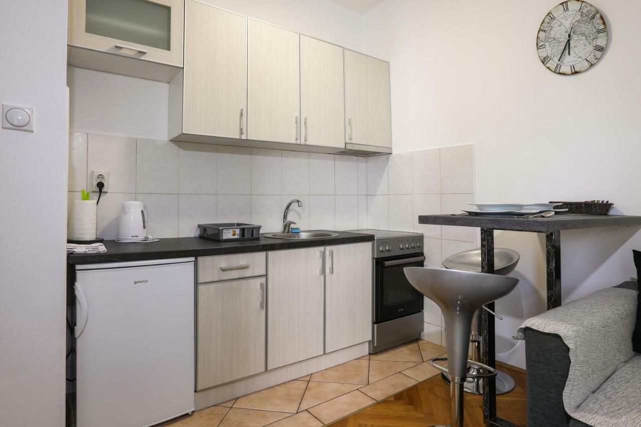 Apartment Promenada 35 Нови-Сад Экстерьер фото